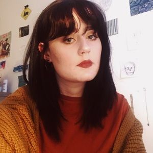 Meet your Posher, Courcourtney